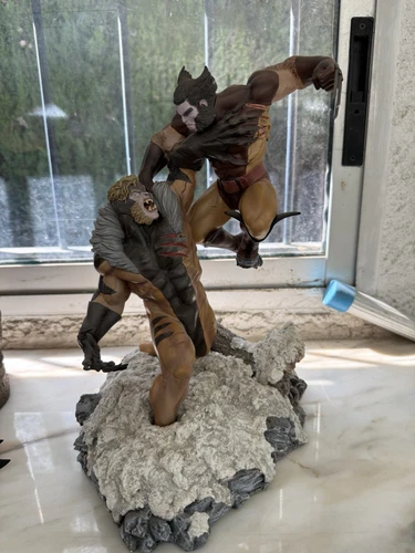 Exclusivo Diorama Sideshow Wolverine Vs Sabretoorh