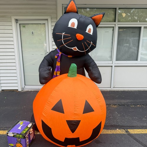 Gemmy Black Cat Pumpkin Halloween 7ft Tall Big Airblown Inflatable Decoration - Picture 2 of 17