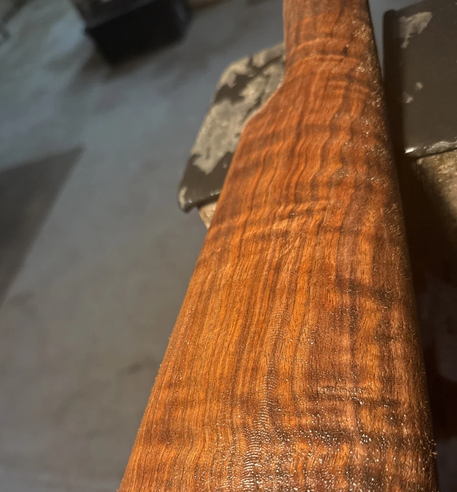 Marlin Modelo 336-39A Empuñadura Recta Elegante Negro Nogal Semi-Entrada Foto 2 de 4