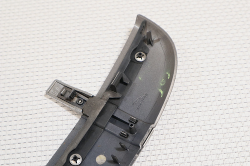 2009-11 Jaguar XF Front Driver Side Fender Molding Trim (LMO)8X23-280B11-AC - Picture 6 of 10