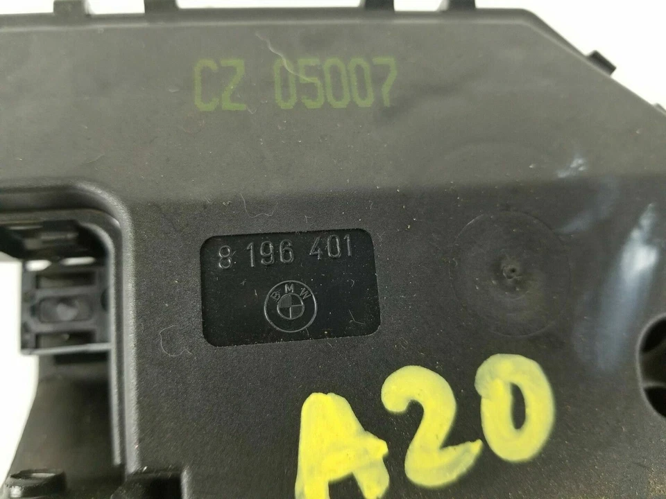 2006 BMW 325xi E90 задняя защелка привода крышки багажника + кабель от оригинального производителя A20 - Изображение 3 из 4