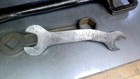 3 Wrench Buggy Box Wakefield Open antique vintage old tools — photo 2