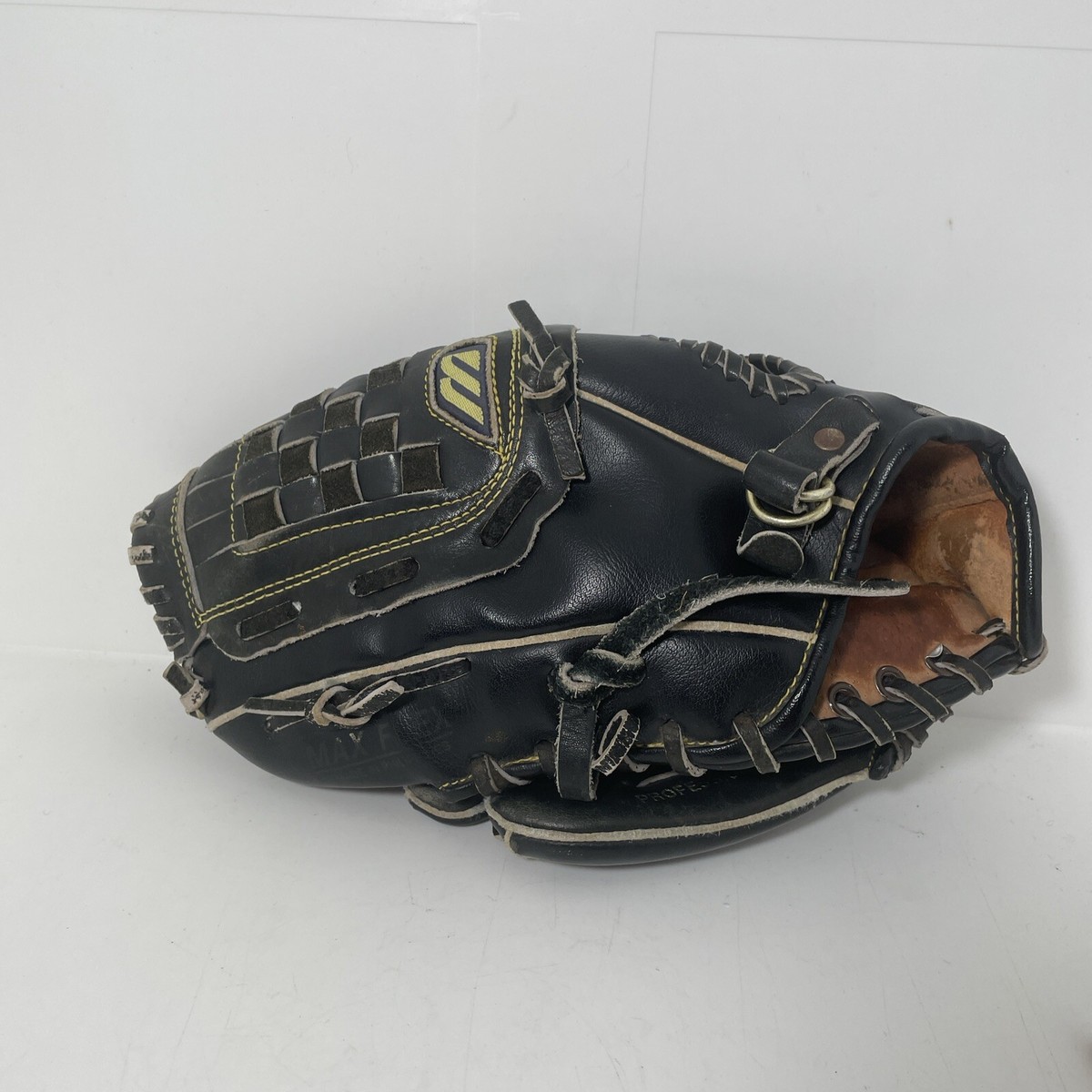 Mizuno MZ107 Baseball Glove Professional Model Full Grain Leather