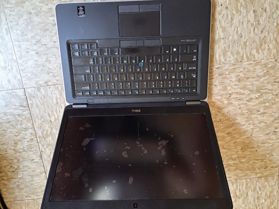 Dell Latitude E7440 for Reapir or Parts - Image 2 of 2