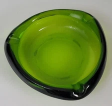 Vintage Large Heavy Green Glass MCM  Ashtray Diameter 8.25"