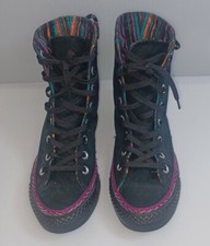 Women's size 7 Converse Chuck Taylor Black and Purple Sparkle Around/EUC