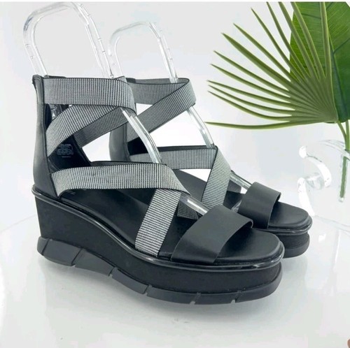 Sorel Joanie III Damen-Sandale Größe 8 Keilabsatz schwarz Lederriemen klobig
