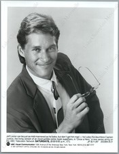 Once A Hero 1987 Press Photo 7X9 Jeff Lester Walking Tall In The Cold of Night