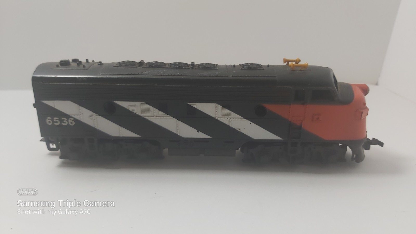 Picture 3 of 6