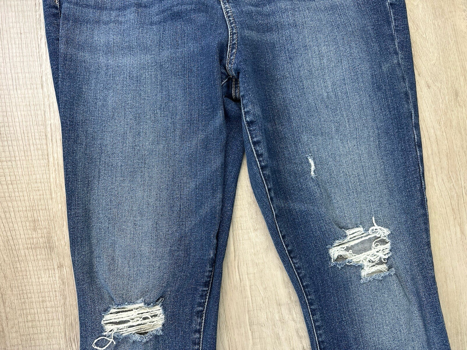 Picture 4 of 20
