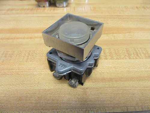 Cutler Hammer/Eaton E30BM Pilot LIght Assembly