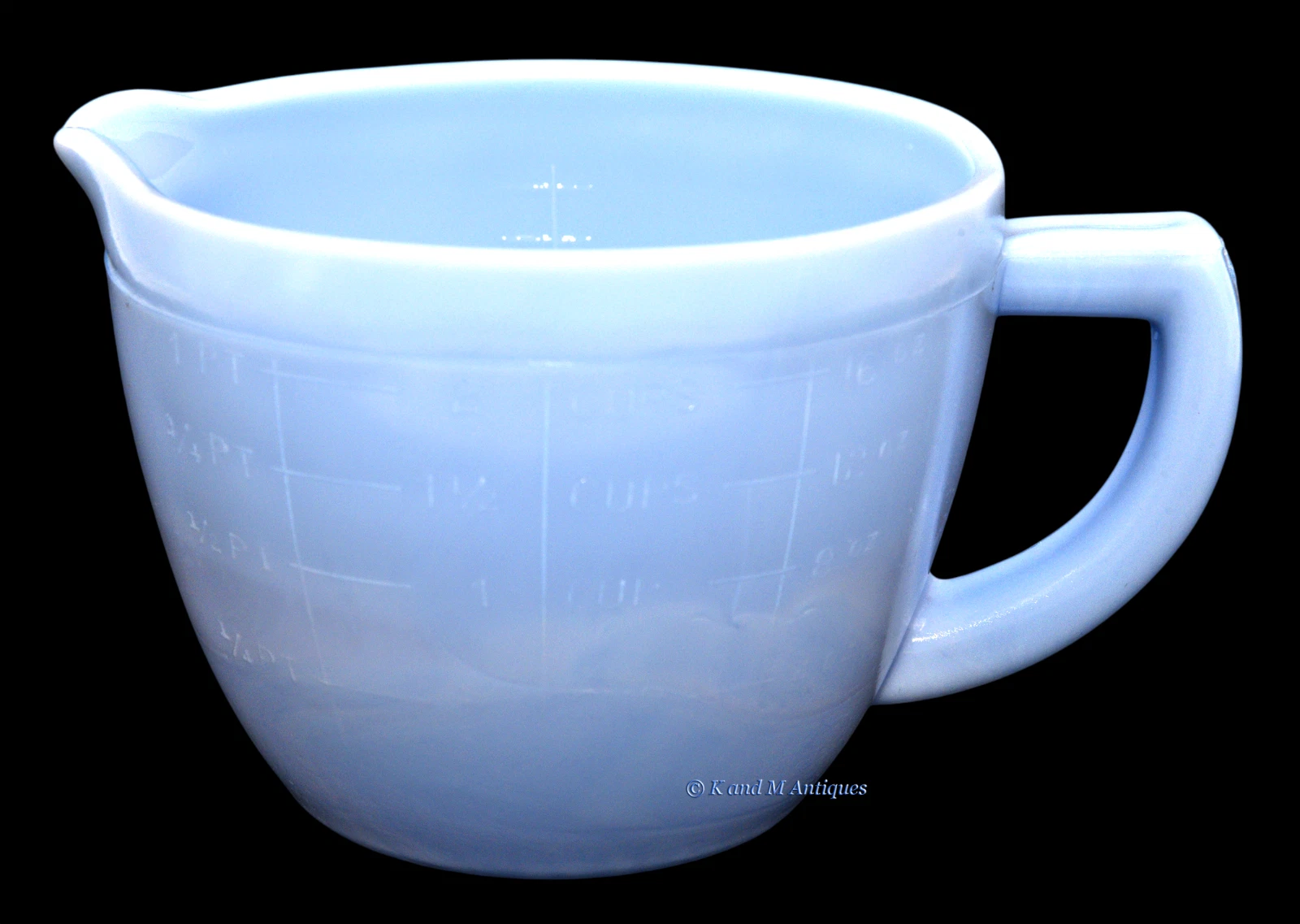 Jeannette Delfite / Delphite No. 517 16 oz Measuring Cup