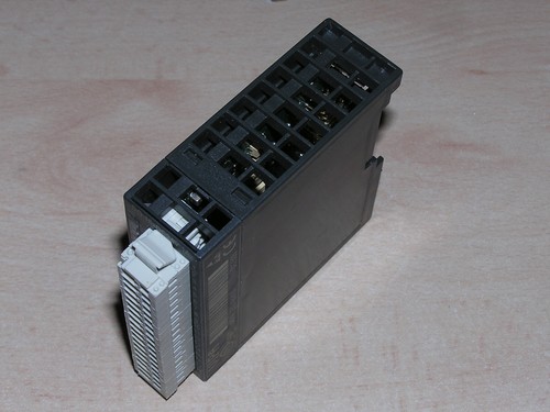 New - VIPA 222-1BH10 E:2 SM222 DO 16xDC24V 1A original box - Picture 6 of 9