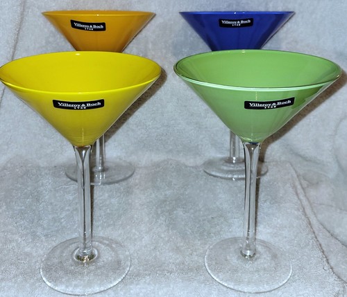 WHAT?? VILLEROY & BOCH OH SO HARD TO FIND MAGNICANT COLORED MARTINI GLASSES 4!!!