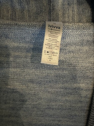 Ivivva by Lululemon Girls Blue Wrap Knit Sweater Size 10 Four's A Charm - Picture 3 of 3