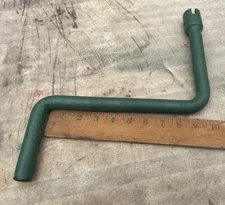 Antique Tractor - Car - Truck or Old Engine Hand Starting Crank   - Lot  Green