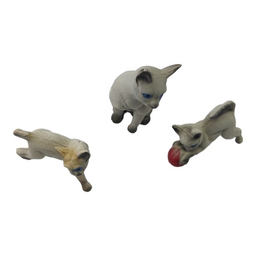 Vintage Plastic Siamese Cat with Kittens Hong Kong Figurines Decor - Picture 3 of 11
