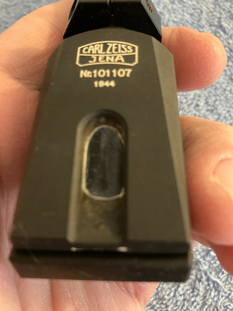 VINTAGE 1944 CARL ZEISS JENA REFRACTOMETER NO. 101107 IN WOODEN