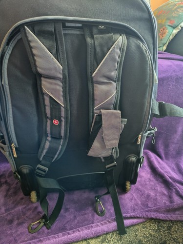 Wenger Large Wheelie Case Bag Travel Luggage Grey White Backpack Swiss - Picture 10 of 17