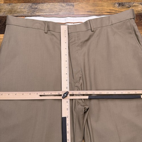 Haggar Super Flex Dress Pants Mens 42x30 Khaki Luxury Gabardine Classic Fit New - Picture 9 of 11