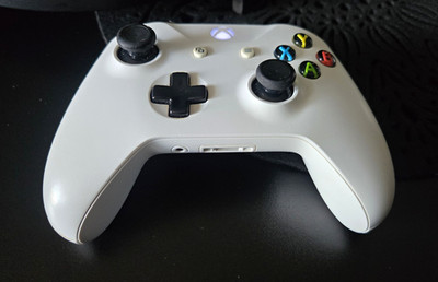Microsoft Xbox One Wireless Controller 1708   kabellos, Weiß