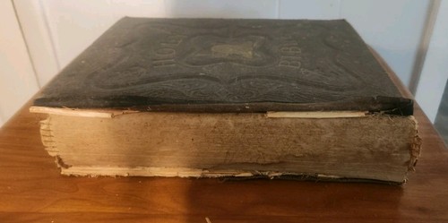 Antique Bible The Pictorial Family Bible Self-Pronouncing Edition Southwestern - Picture 3 of 12
