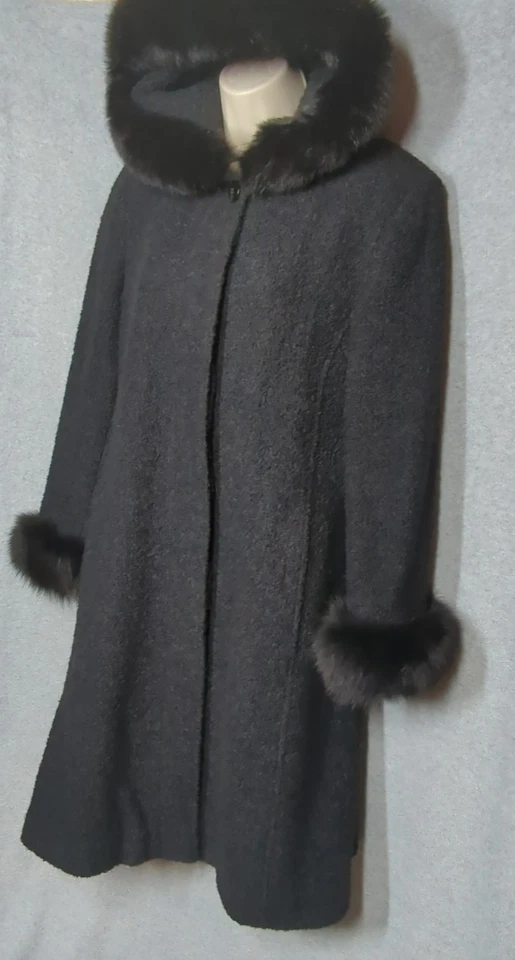 Casaco midi vintage Marvin Richards lã Boucle 10P pele de raposa com capuz preto elegante chique - Imagem 3 de 4