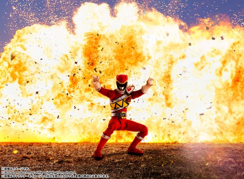 S.H.Figuarts Zyuden Sentai Kyoryuger Series (2013-2024) - Picture 36 of 42