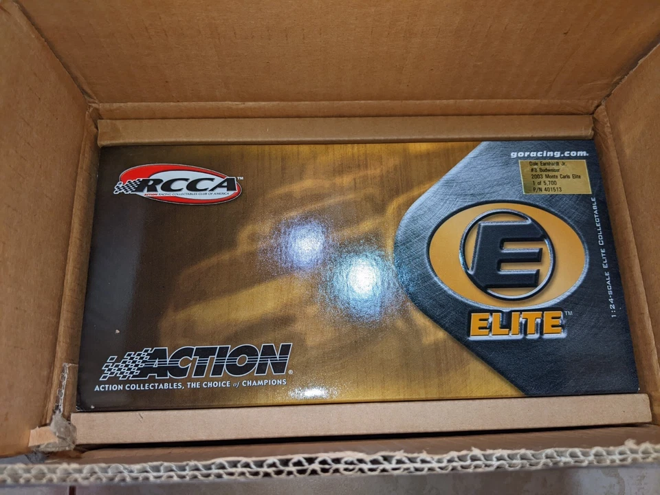 1:24 Action RCCA Elite 2003 Dale Earnhardt Jr #8 Budweiser /5700 - 401513 Foto 4 de 4