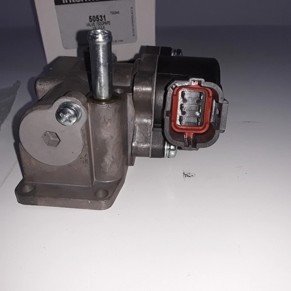 Idle Air Control Valve Fits Infiniti I30 2000-2001 Nissan Maxima 1999-2001 - Image 4 of 4