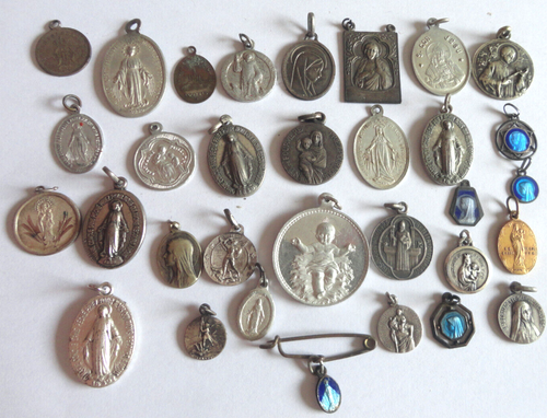 Lot ancienne médailles religieuses - Collection