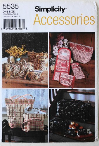 Simplicity 5535 Misses Quilted Bags Eyeglasses Case Change Purse Sewing Pattern