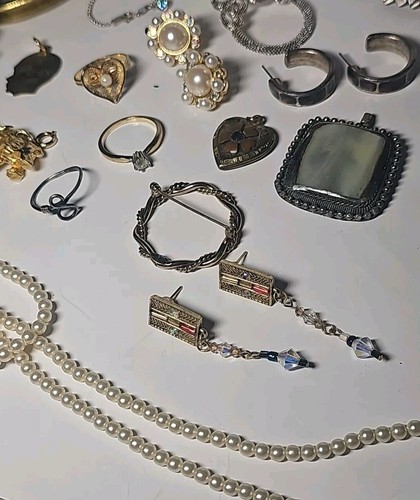 Vintage Jewerly LOT -Heart Locket & Pendant, Sterling Anklet, 18k GF Ring, 14kGF - Picture 7 of 23