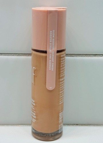 ELF elf HALO GLOW LIQUID FILTER Highlight Booster Radiant Finish #3 LIGHT/MEDIUM - Bild 2 von 5