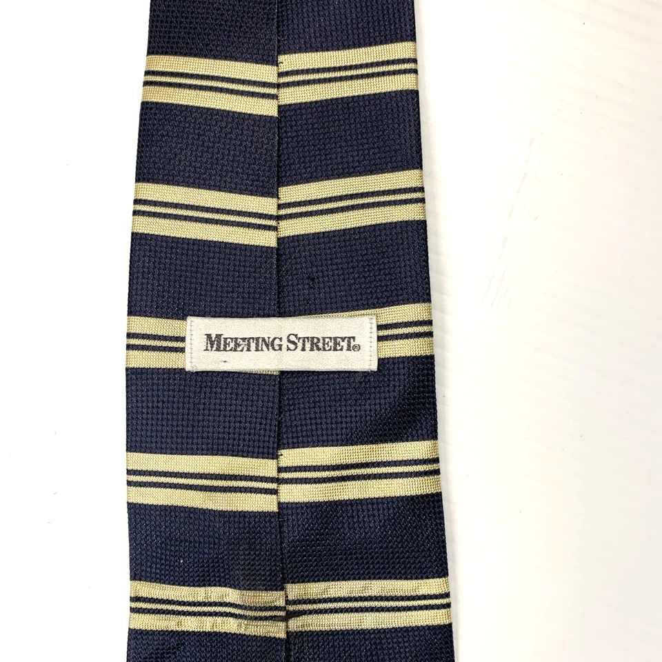 Corbata de seda MEETING STREET para hombre talla 3,75" x 57,5" azul marino tostado a rayas corbata iglesia Foto 4 de 4