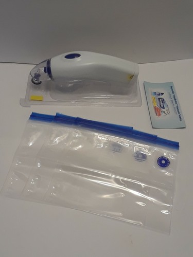 Reynolds Handi-Vac Vacuum Sealer Starter Kit w/ Freezer Bags - NEW  - Picture 10 of 12