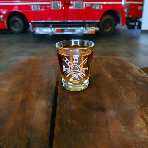 2oz Firefighter Emblem Shot glass - Picture 6 of 9