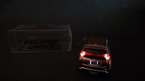 Mitsubishi Eclipse Cross LED Licht Modellauto Braun Metallic Store Limited - Bild 8 von 12