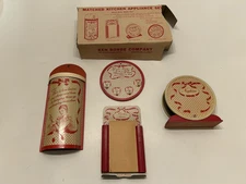 VTG 1950’s Tin Litho Napkin Knife Memo Pad & Key & Ring Holder - Matched Set NOS