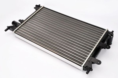 RADIATOR ENGINE COOLING D7G027TT FOR FORD ESCORT/V/Turnier/Convertible/Express - Picture 3 of 9