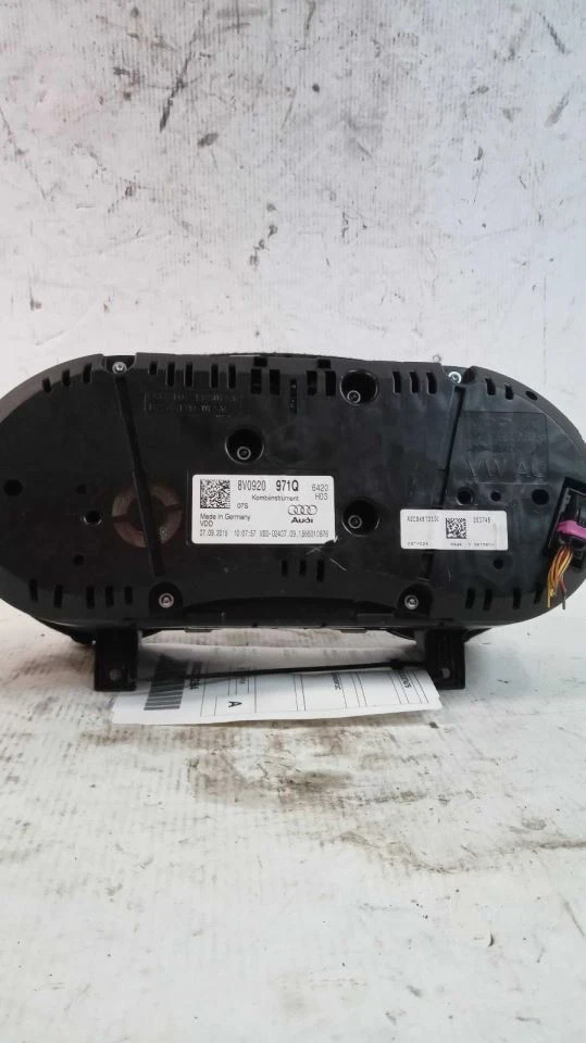 Speedometer Cluster Sedan MPH ID 8V0920971Q Fits 16 AUDI A3 471737 - Image 2 of 4
