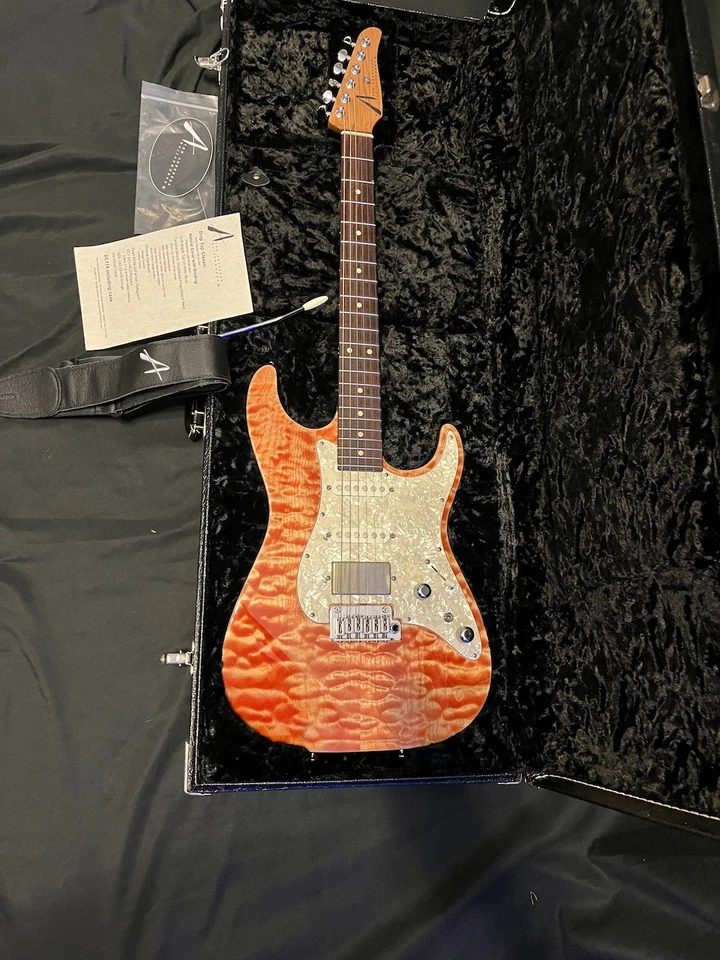 2023 Tom Anderson Drop Top Классическая Короткая Гитара в Натуральном Коралловом Лоскутном Топе-OHSC - Изображение 2 из 4