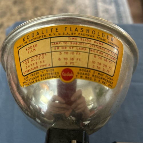 Vintage Kodak Brownie Hawkeye Camera Flash Model w/Flash Attachment- UNTESTED - Picture 3 of 5