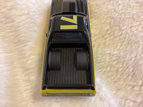 Hot Wheels '71 El Camino ~ Wayne’s Garage ~ Real Riders ~ gelb schwarz - Bild 7 von 9