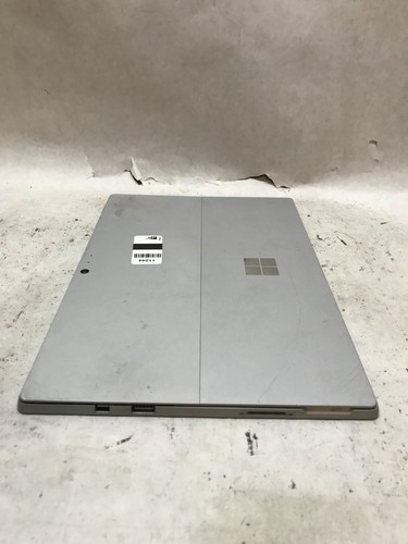 Microsoft Surface Pro 5 1796 i5 8GB RAM 256GB SSD Windows 11 *BAD BATT* AS IS-DW - Picture 9 of 9