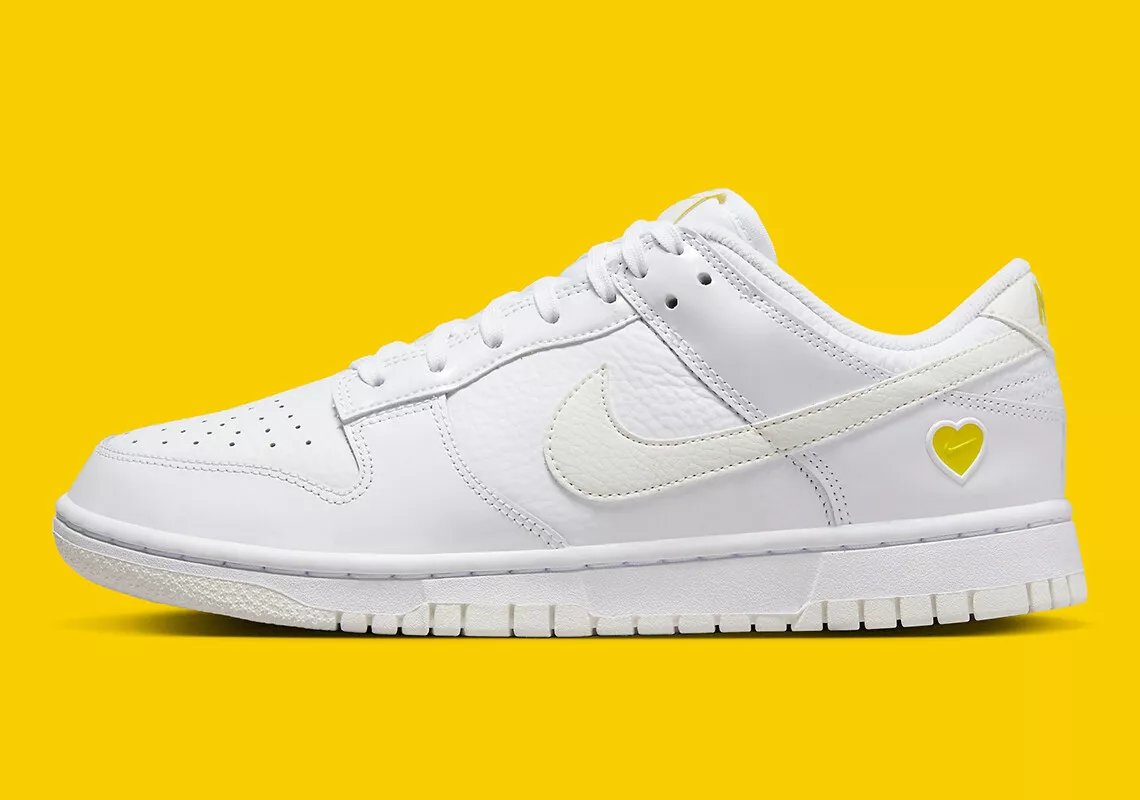 Womens nike yellow cheap