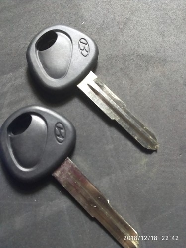 Uncut Blank Key For Hyundai Accent, Tiburon, Elantra, Pony, Sonata, cortina (2X) - Picture 3 of 3