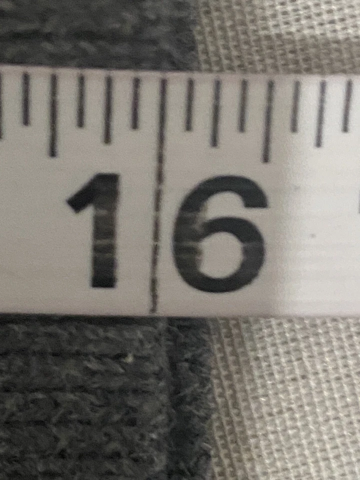 Catimini Boys long sleeve pull over sweater collared gray cotton wool  Size 5 - Image 4 of 4