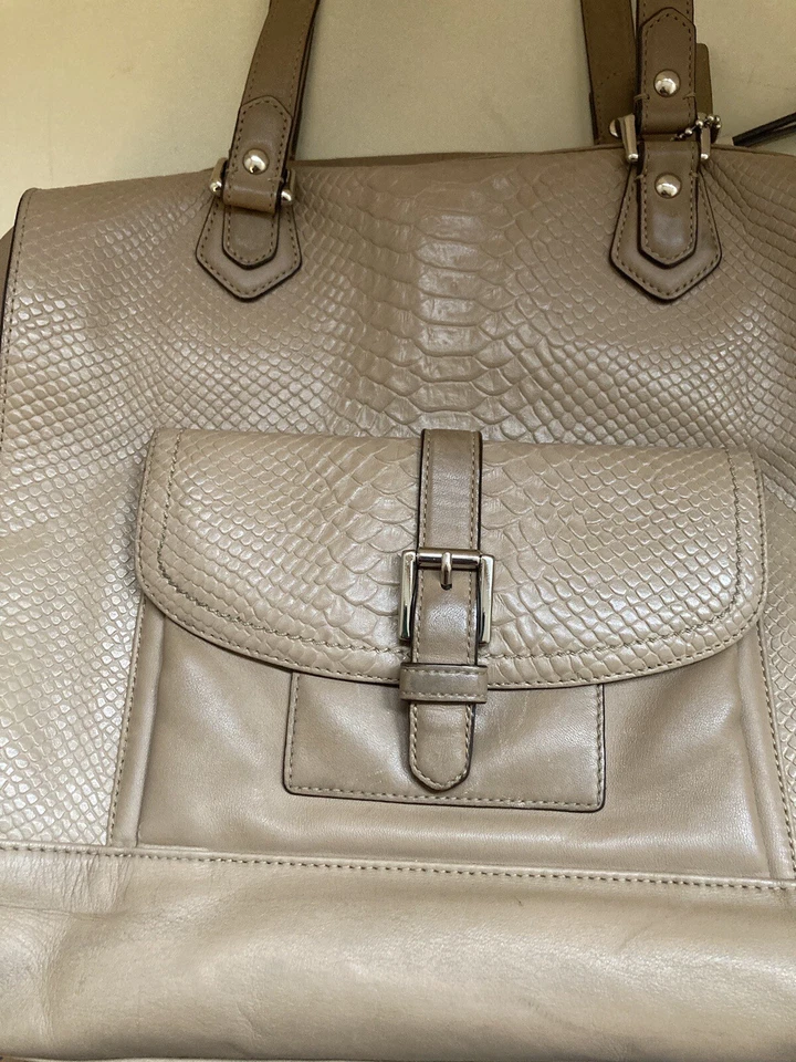 Coach ~ Charlie тисненый питон кожаная сумочка бывшая в употреблении - Изображение 3 из 4