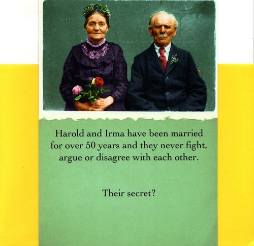 Lustige Glückwunschkarte Happy Anniversary Secret - Kann mich nicht sehen oder hören
